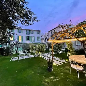 Apartment Magnifique Sur Jardin - Vieil, Antibes